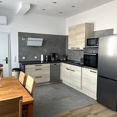 Eich  Moderne, Stilvolle Ferienwohnung In Eich מראה חיצוני תמונה
