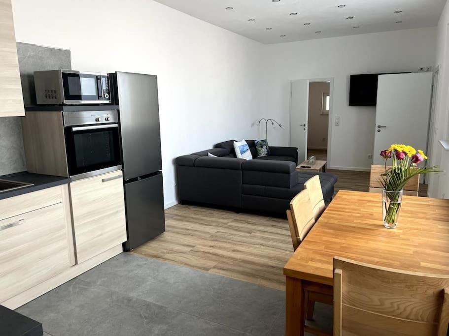 Eich  Moderne, Stilvolle Ferienwohnung In Eich מראה חיצוני תמונה